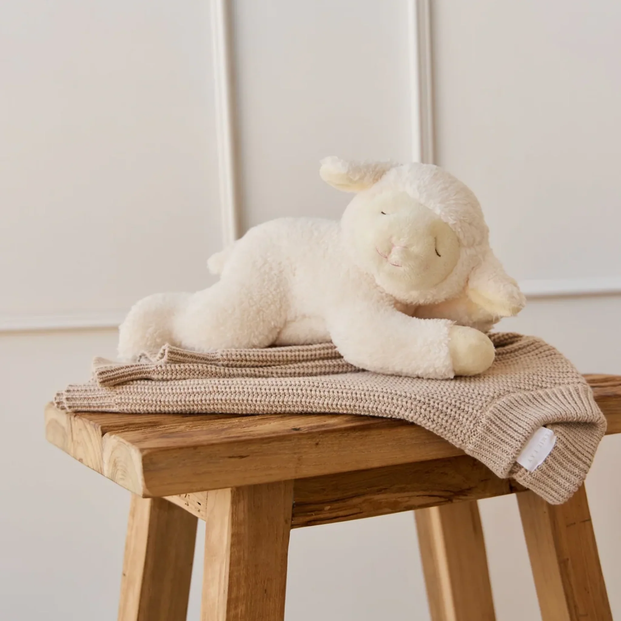 Snuggle Bunnies - Lambie - Image 3