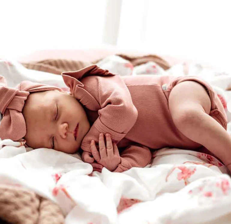 Snuggle Hunny Long Sleeve Organic Bodysuit - Rose - Image 4